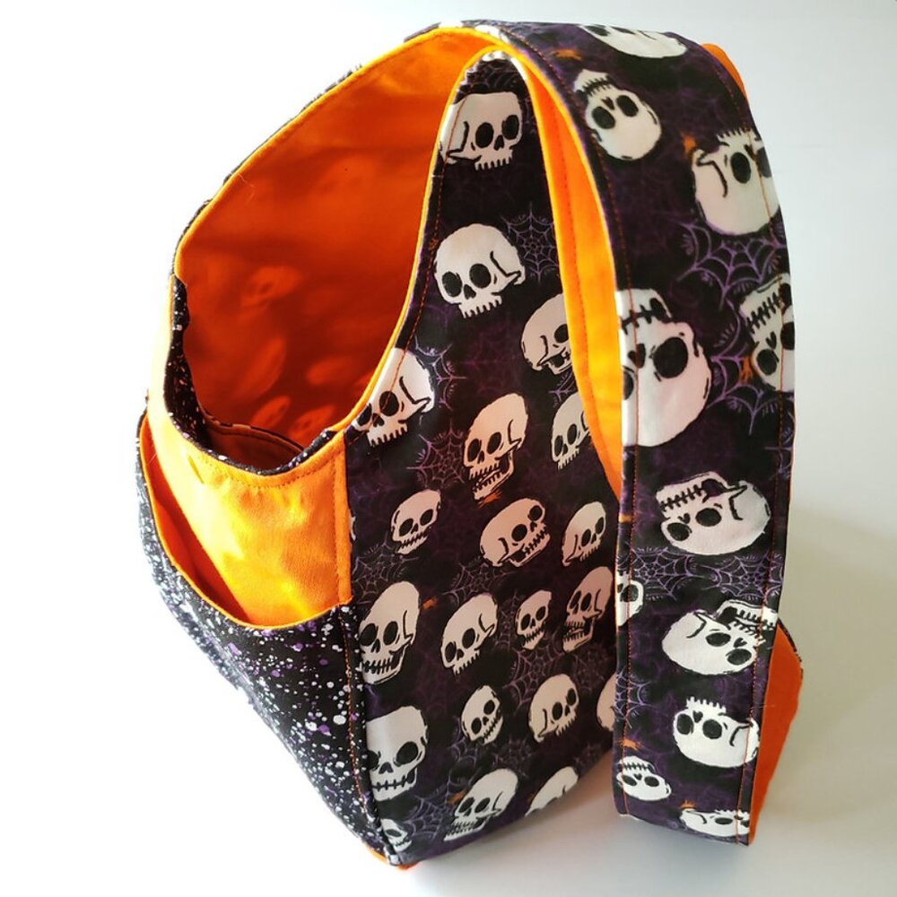 NEW Halloween Glow-in-the-Dark Skulls Black Orang Sling Bag Shoulder Purse
